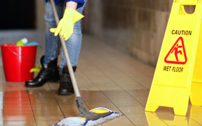 When Can a Shop Be Sued for Damages If a Customer Falls?